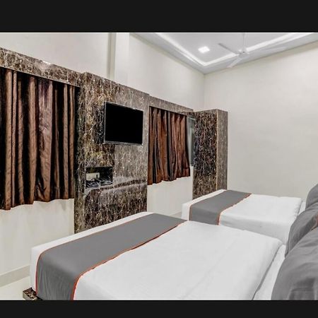 Hotel Bhavya Residency Ahmedabad Ngoại thất bức ảnh